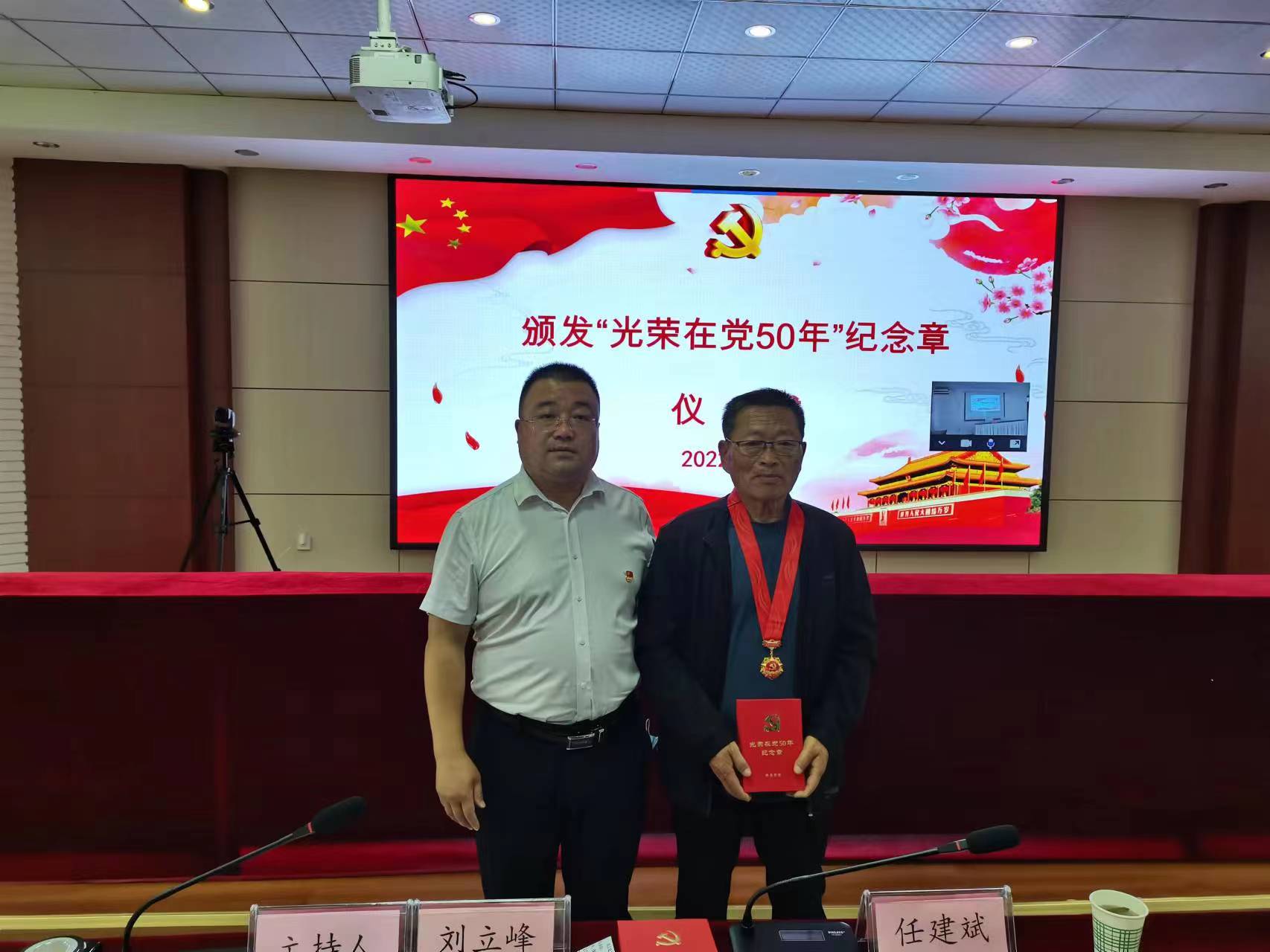 b6b5d5750cc0f80f8d88d5b330f3acb.jpg b6b5d5750cc0f80f8d88d5b330f3acb.jpg