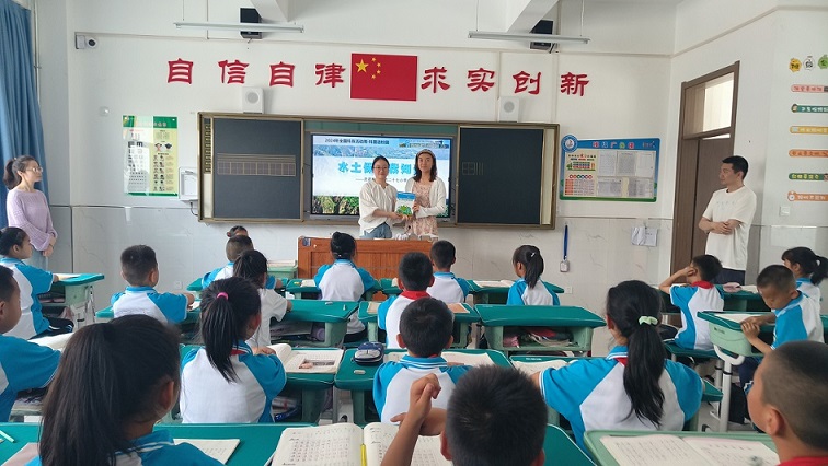 18d5909459b09057286af14c064c8ca.jpg 18d5909459b09057286af14c064c8ca.jpg