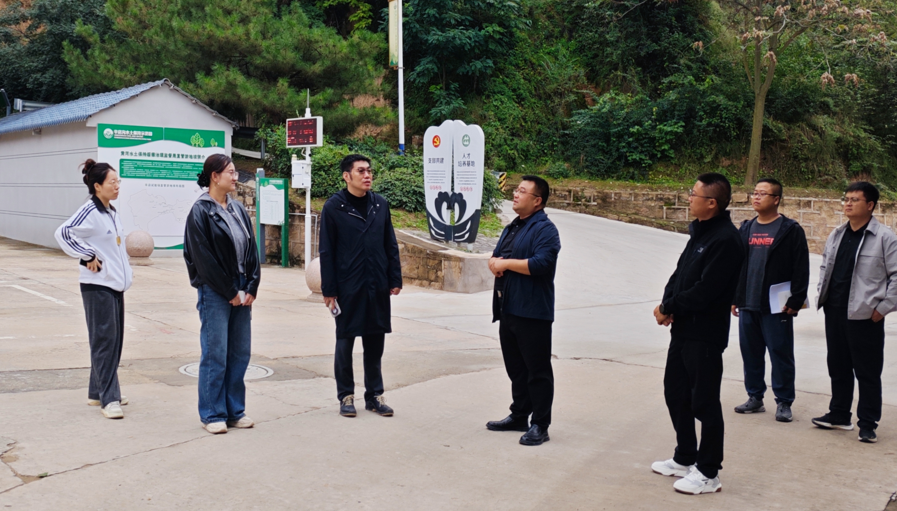 0900cede811e0133ba66ca971a4cbf64.jpg 0900cede811e0133ba66ca971a4cbf64.jpg