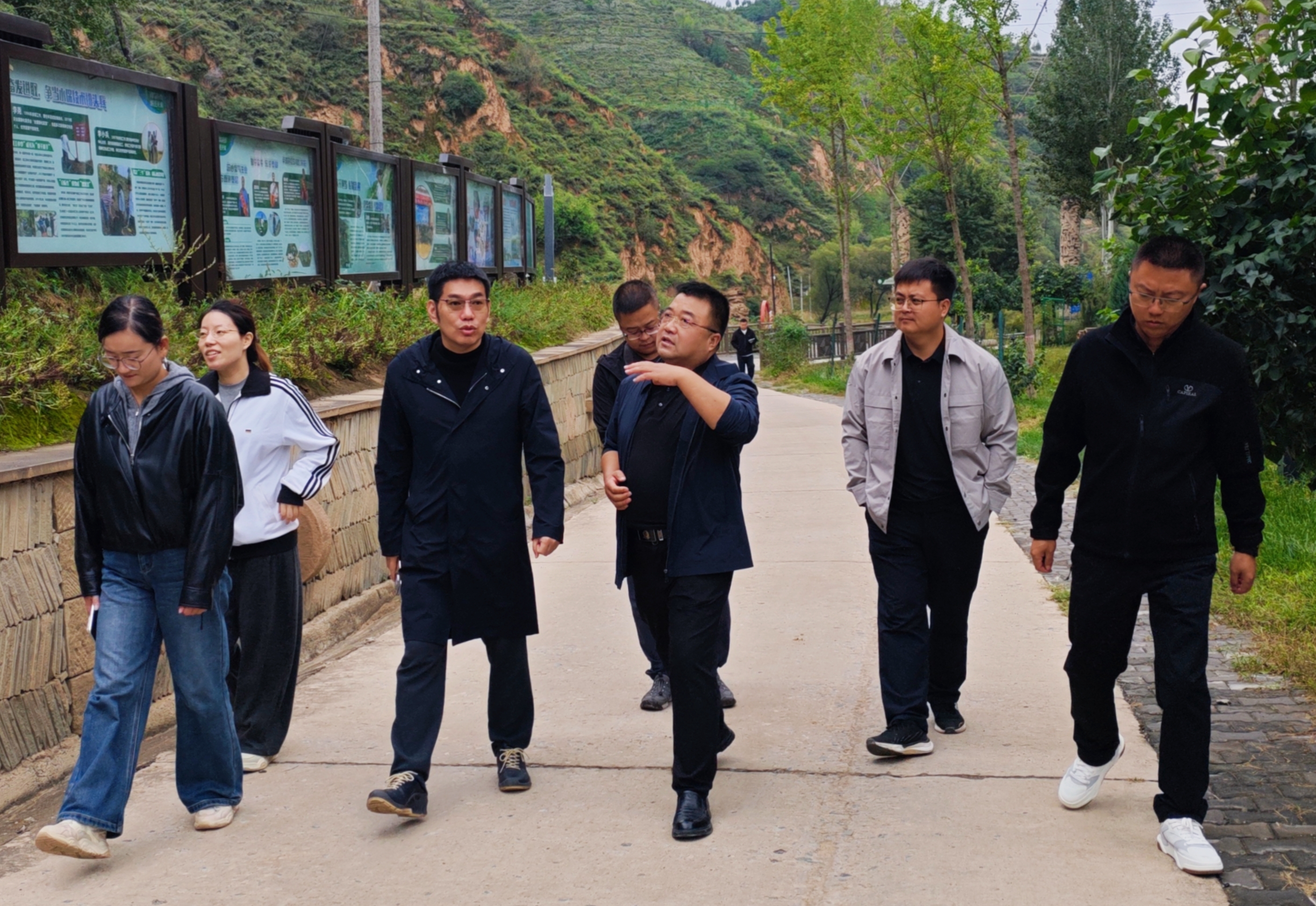 c3098e2326ef3b8c5211e4e8d38d033f.jpg c3098e2326ef3b8c5211e4e8d38d033f.jpg