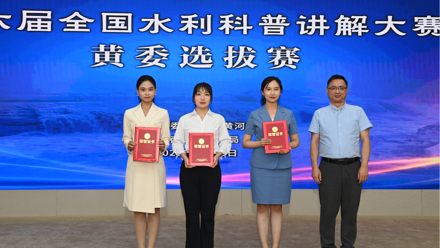 屏幕截图 2025-07-15 153040.png 屏幕截图 2025-07-15 153040.png