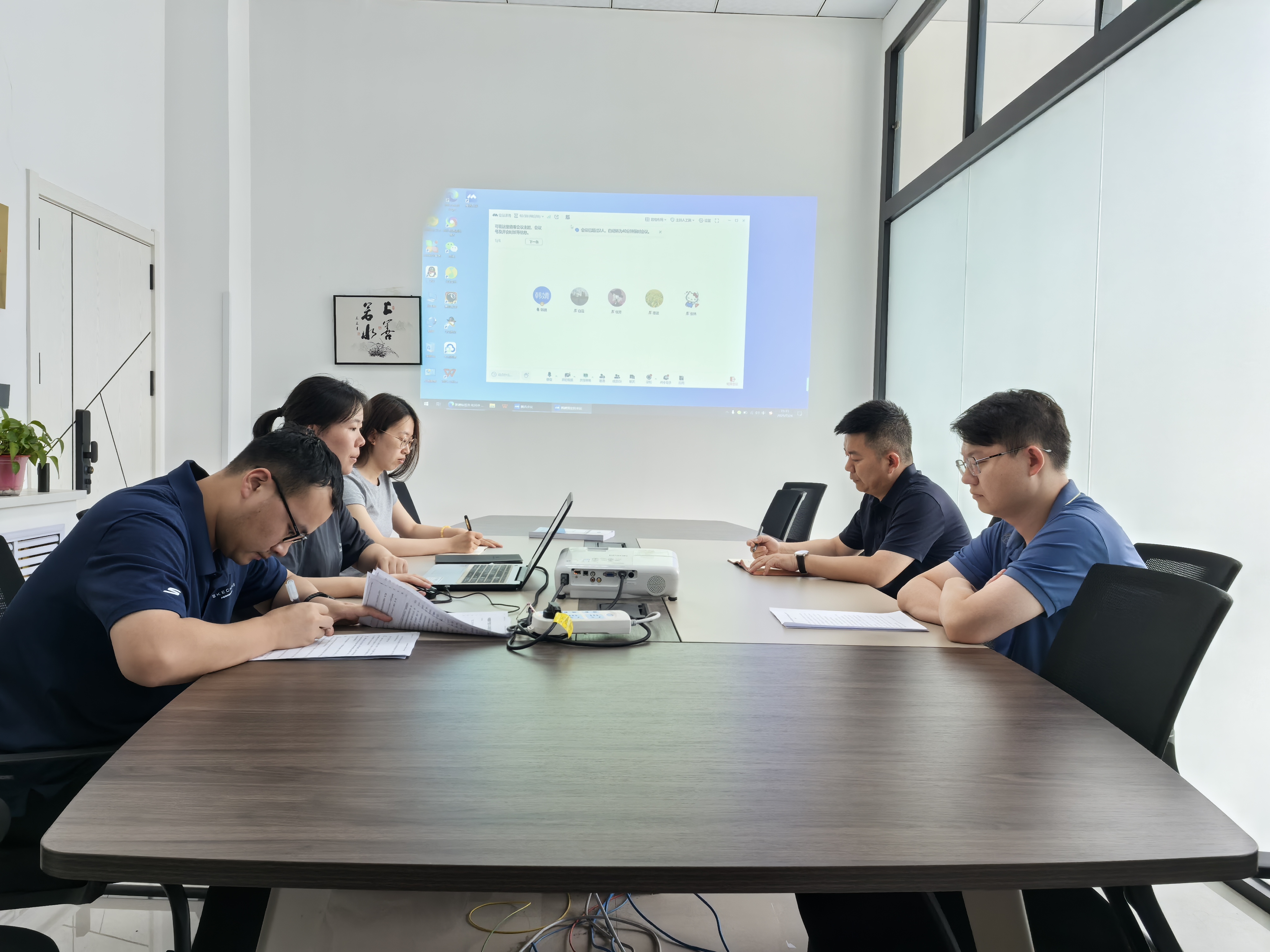 6dba8ab5c8313c130cb1b247a19be54.jpg 6dba8ab5c8313c130cb1b247a19be54.jpg